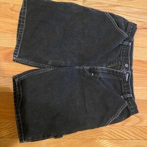 Black Straight Cut Knee-Length Jeans with Lived-In Look